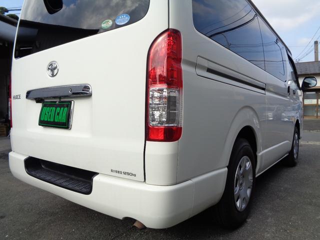 ハイエースバン ロングDX GLパッケージ 1年保証 禁煙車 6人乗 キーレス SDナビ フルセグTV DVD再生 Bluetooth バックカメラ ETC ドラレコ前後 デジタルインナーミラー 窓ありサイドガラス フィルム施工 タイヤ4本新品(17枚目)