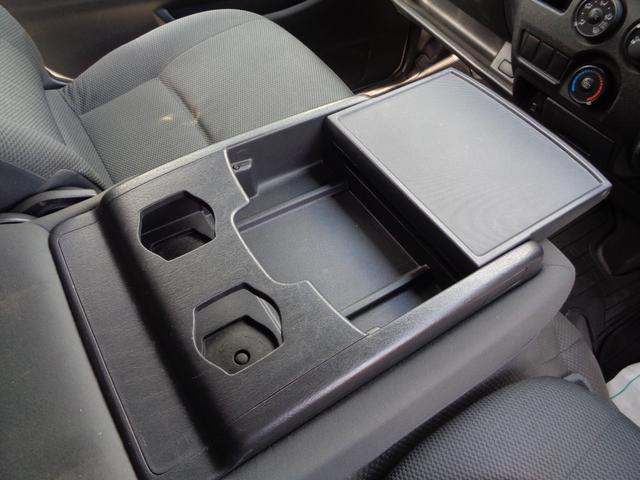 ハイエースバン ロングDX GLパッケージ 1年保証 禁煙車 6人乗 キーレス SDナビ フルセグTV DVD再生 Bluetooth バックカメラ ETC ドラレコ前後 デジタルインナーミラー 窓ありサイドガラス フィルム施工 タイヤ4本新品(36枚目)