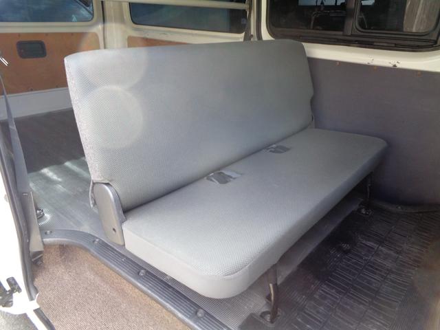 ハイエースバン ロングDX GLパッケージ 1年保証 禁煙車 6人乗 キーレス SDナビ フルセグTV DVD再生 Bluetooth バックカメラ ETC ドラレコ前後 デジタルインナーミラー 窓ありサイドガラス フィルム施工 タイヤ4本新品(42枚目)