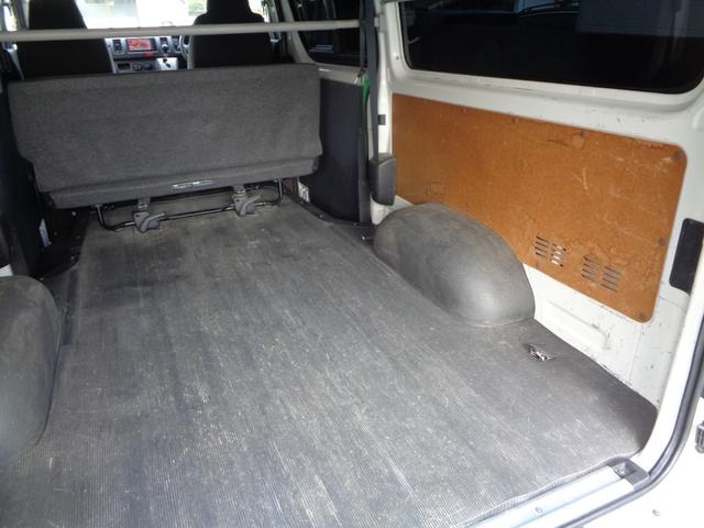 ハイエースバン ロングDX GLパッケージ 1年保証 禁煙車 6人乗 キーレス SDナビ フルセグTV DVD再生 Bluetooth バックカメラ ETC ドラレコ前後 デジタルインナーミラー 窓ありサイドガラス フィルム施工 タイヤ4本新品(47枚目)