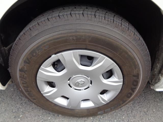 ハイエースバン ロングDX GLパッケージ 1年保証 禁煙車 6人乗 キーレス SDナビ フルセグTV DVD再生 Bluetooth バックカメラ ETC ドラレコ前後 デジタルインナーミラー 窓ありサイドガラス フィルム施工 タイヤ4本新品(53枚目)