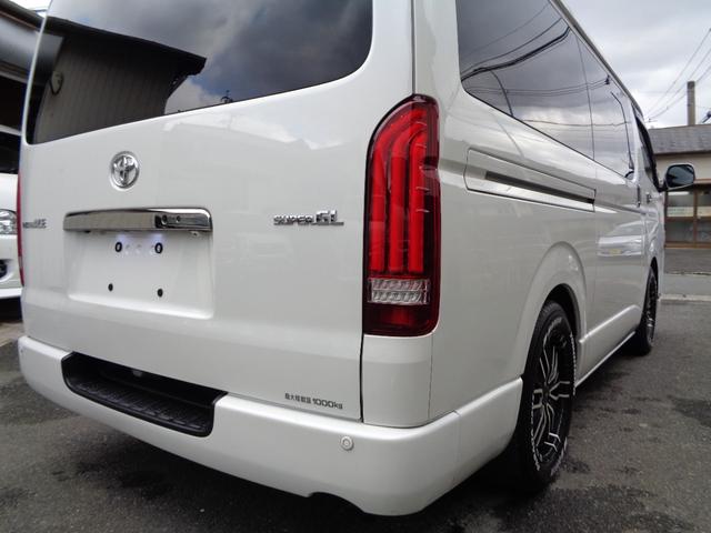 ハイエースバン スーパーＧＬ　ダークプライムＩＩ　禁煙１オーナー　アルパイン１１型ナビ　フルセグＴＶ　フロントサイドリアカメラ　ＤＶＤ再生　Ｂｌｕｅｔｏｏｔｈ　ＥＴＣ　１７インチＡＷ　ローダウン　モデリスタＦスポ　ヴァレンティテール　セーフティセンス（17枚目）