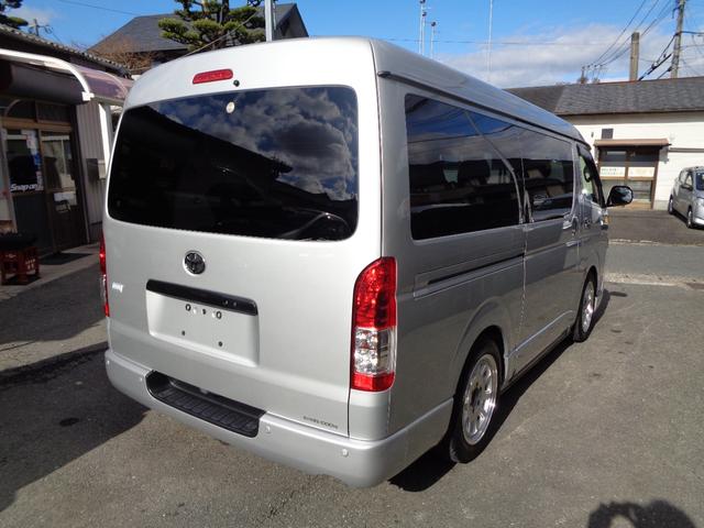 ハイエースバン ロングワイドスーパＧＬマルチロルトランスポタタイプＩ　禁煙１オーナー　両側電動ドア　プッシュスタート＆スマートキー　ＳＤナビフルセグ　ＤＶＤ再　Ｂｌｕｅｔｏｏｔｈ　Ｂカメラ　ＥＴＣ　玄武ローダウン　１７ＡＷ　モデリスタＦスポイラー　デジタルインナーミラー（12枚目）