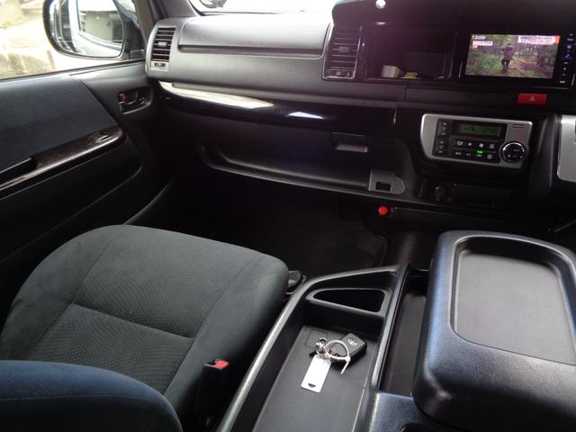 ハイエースバン ロングワイドスーパＧＬマルチロルトランスポタタイプＩ　禁煙１オーナー　両側電動ドア　プッシュスタート＆スマートキー　ＳＤナビフルセグ　ＤＶＤ再　Ｂｌｕｅｔｏｏｔｈ　Ｂカメラ　ＥＴＣ　玄武ローダウン　１７ＡＷ　モデリスタＦスポイラー　デジタルインナーミラー（22枚目）