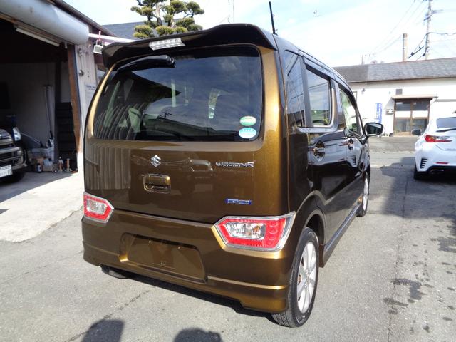 ワゴンＲ ハイブリッドＦＺ　セーフティパッケージ　１年保証　禁煙１オーナー　プッシュスタート　スマートキー２個　純正ＳＤナビ　ＴＶ　ＬＥＤヘッドランプ　衝突軽減ブレーキ　車線離脱警報　ＨＵＤ　運転席シートヒーター　純正アルミ（12枚目）