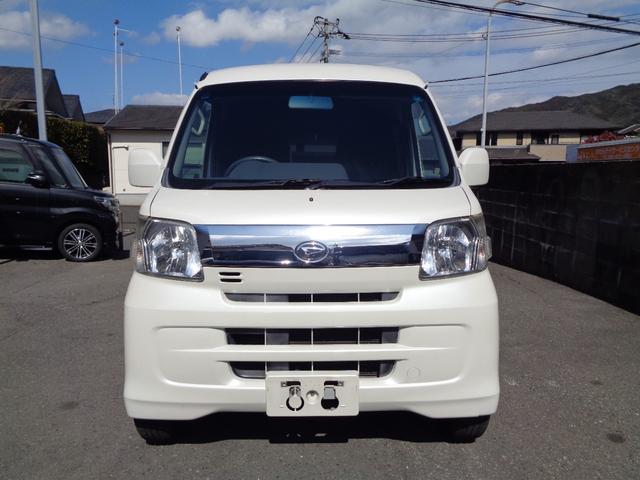 ハイゼットカーゴ クルーズターボリミテッド　１年保証　禁煙１オーナー　リア２分割シート　両側スライドドア　ＳＤナビ　フルセグＴＶ　ＤＶＤ再　Ｂｌｕｅｔｏｏｔｈ　バックカメラ　ＥＴＣ　サイドステップ＆リア廻り後期アトレーワゴン仕様　フィルム施工済（2枚目）