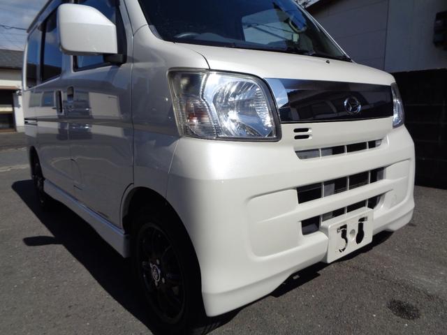 ハイゼットカーゴ クルーズターボリミテッド　１年保証　禁煙１オーナー　リア２分割シート　両側スライドドア　ＳＤナビ　フルセグＴＶ　ＤＶＤ再　Ｂｌｕｅｔｏｏｔｈ　バックカメラ　ＥＴＣ　サイドステップ＆リア廻り後期アトレーワゴン仕様　フィルム施工済（7枚目）
