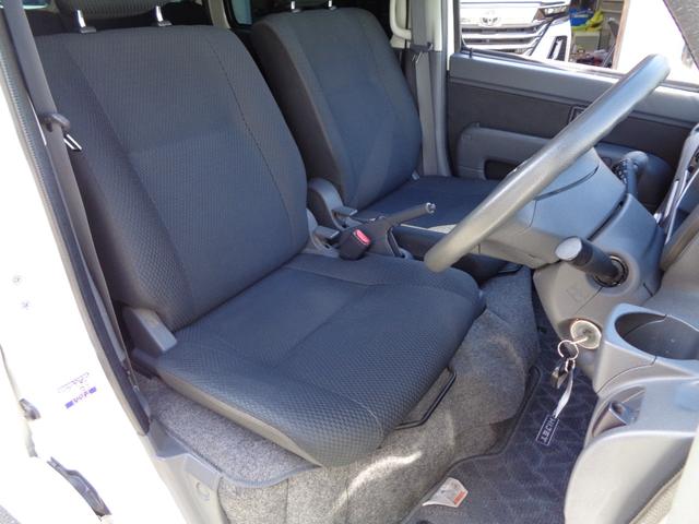 ハイゼットカーゴ クルーズターボリミテッド　１年保証　禁煙１オーナー　リア２分割シート　両側スライドドア　ＳＤナビ　フルセグＴＶ　ＤＶＤ再　Ｂｌｕｅｔｏｏｔｈ　バックカメラ　ＥＴＣ　サイドステップ＆リア廻り後期アトレーワゴン仕様　フィルム施工済（27枚目）