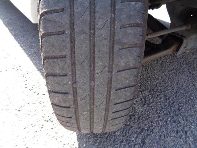 ハイゼットカーゴ クルーズターボリミテッド　１年保証　禁煙１オーナー　リア２分割シート　両側スライドドア　ＳＤナビ　フルセグＴＶ　ＤＶＤ再　Ｂｌｕｅｔｏｏｔｈ　バックカメラ　ＥＴＣ　サイドステップ＆リア廻り後期アトレーワゴン仕様　フィルム施工済（50枚目）