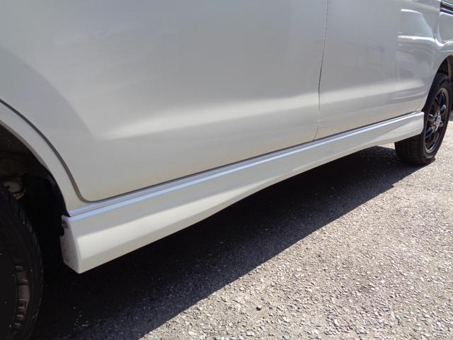 ハイゼットカーゴ クルーズターボリミテッド　１年保証　禁煙１オーナー　リア２分割シート　両側スライドドア　ＳＤナビ　フルセグＴＶ　ＤＶＤ再　Ｂｌｕｅｔｏｏｔｈ　バックカメラ　ＥＴＣ　サイドステップ＆リア廻り後期アトレーワゴン仕様　フィルム施工済（55枚目）