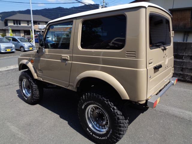 ジムニー ワイルドウインド　禁煙車　リフトアップ　１５インチアルミ　オーバーフェンダー　前後社外バンパー　外マフラー　シートカバー　ＬＥＤヘッドランプ　ＣＤデッキ　Ｂｌｕｅｔｏｏｔｈ　ＵＳＢ　新品ＥＴＣ　リアガラスフィルム施工（14枚目）