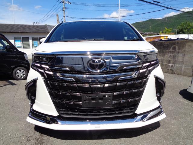 アルファードハイブリッド Ｚ　禁煙車　フルモデリスタ　１４型ナビ　有機ＥＬ１３．２後席モニター　全周囲カメラ　トヨタチームメイト　左右独立ムーンルーフ　両側電動ドア　ＨＵＤ　Ｄインナーミラー　ＥＴＣ２．０　ドラレコ前後カメラ（2枚目）
