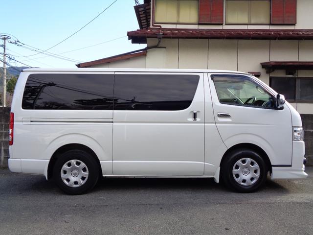 ハイエースバン ロングスーパーＧＬ　４型３０００ｃｃディーゼルターボ　プッシュスタート＆スマートキー２個　ＳＤナビ　フルセグ　ＤＶＤ再　Ｂｌｕｅｔｏｏｔｈ　Ｂカメラ　ＥＴＣ　純正ＬＥＤヘッド　モデＦスポ　Ｄインナーミラー　フィルム施工（8枚目）