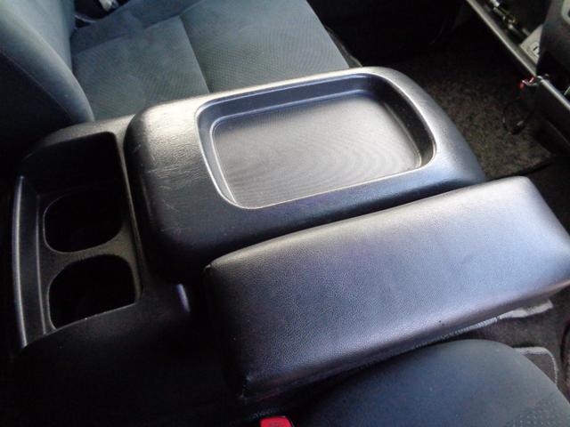 ハイエースバン ロングスーパーＧＬ　４型３０００ｃｃディーゼルターボ　プッシュスタート＆スマートキー２個　ＳＤナビ　フルセグ　ＤＶＤ再　Ｂｌｕｅｔｏｏｔｈ　Ｂカメラ　ＥＴＣ　純正ＬＥＤヘッド　モデＦスポ　Ｄインナーミラー　フィルム施工（34枚目）