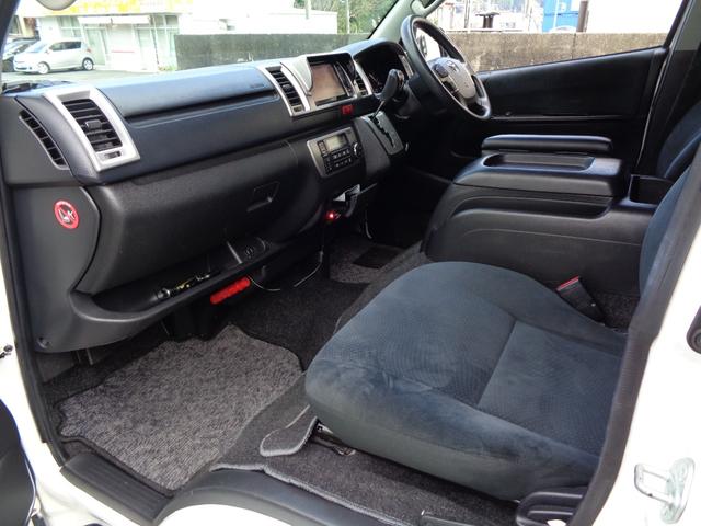 ハイエースバン ロングスーパーＧＬ　４型３０００ｃｃディーゼルターボ　プッシュスタート＆スマートキー２個　ＳＤナビ　フルセグ　ＤＶＤ再　Ｂｌｕｅｔｏｏｔｈ　Ｂカメラ　ＥＴＣ　純正ＬＥＤヘッド　モデＦスポ　Ｄインナーミラー　フィルム施工（36枚目）