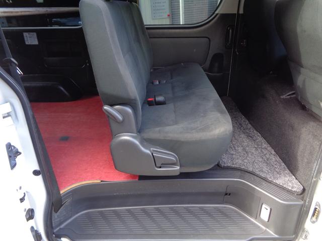 ハイエースバン ロングスーパーＧＬ　４型３０００ｃｃディーゼルターボ　プッシュスタート＆スマートキー２個　ＳＤナビ　フルセグ　ＤＶＤ再　Ｂｌｕｅｔｏｏｔｈ　Ｂカメラ　ＥＴＣ　純正ＬＥＤヘッド　モデＦスポ　Ｄインナーミラー　フィルム施工（41枚目）