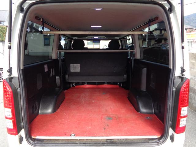 ハイエースバン ロングスーパーＧＬ　４型３０００ｃｃディーゼルターボ　プッシュスタート＆スマートキー２個　ＳＤナビ　フルセグ　ＤＶＤ再　Ｂｌｕｅｔｏｏｔｈ　Ｂカメラ　ＥＴＣ　純正ＬＥＤヘッド　モデＦスポ　Ｄインナーミラー　フィルム施工（45枚目）