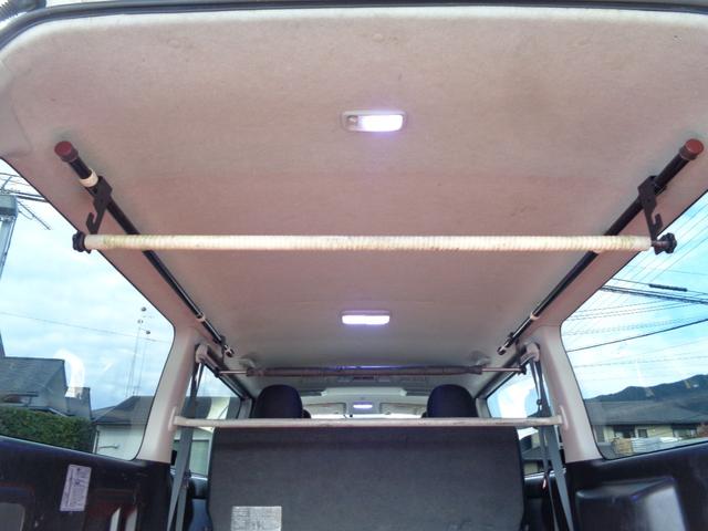 ハイエースバン ロングスーパーＧＬ　４型３０００ｃｃディーゼルターボ　プッシュスタート＆スマートキー２個　ＳＤナビ　フルセグ　ＤＶＤ再　Ｂｌｕｅｔｏｏｔｈ　Ｂカメラ　ＥＴＣ　純正ＬＥＤヘッド　モデＦスポ　Ｄインナーミラー　フィルム施工（48枚目）