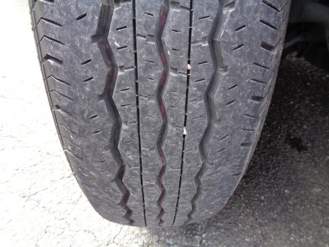 ハイエースバン ロングスーパーＧＬ　４型３０００ｃｃディーゼルターボ　プッシュスタート＆スマートキー２個　ＳＤナビ　フルセグ　ＤＶＤ再　Ｂｌｕｅｔｏｏｔｈ　Ｂカメラ　ＥＴＣ　純正ＬＥＤヘッド　モデＦスポ　Ｄインナーミラー　フィルム施工（55枚目）