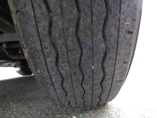 ハイエースバン ロングスーパーＧＬ　４型３０００ｃｃディーゼルターボ　プッシュスタート＆スマートキー２個　ＳＤナビ　フルセグ　ＤＶＤ再　Ｂｌｕｅｔｏｏｔｈ　Ｂカメラ　ＥＴＣ　純正ＬＥＤヘッド　モデＦスポ　Ｄインナーミラー　フィルム施工（56枚目）