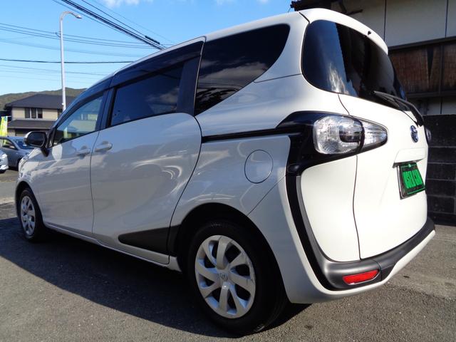 シエンタ ハイブリッドＧ　禁煙車　６人乗り　プッシュスタート　スマートキー　後席モニター　両側電動ドア　純正ナビ　フルセグＴＶ　ＤＶＤ再　Ｂｌｕｅｔｏｏｔｈ　Ｂカメラ　ＥＴＣ　社外ＬＥＤヘッド　前席シートヒーター（14枚目）