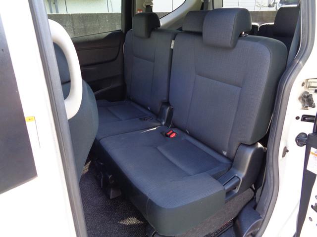シエンタ ハイブリッドＧ　禁煙車　６人乗り　プッシュスタート　スマートキー　後席モニター　両側電動ドア　純正ナビ　フルセグＴＶ　ＤＶＤ再　Ｂｌｕｅｔｏｏｔｈ　Ｂカメラ　ＥＴＣ　社外ＬＥＤヘッド　前席シートヒーター（40枚目）
