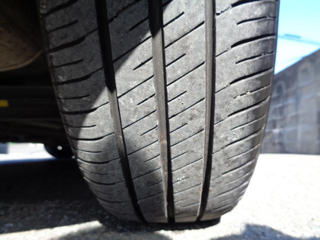 シエンタ ハイブリッドＧ　禁煙車　６人乗り　プッシュスタート　スマートキー　後席モニター　両側電動ドア　純正ナビ　フルセグＴＶ　ＤＶＤ再　Ｂｌｕｅｔｏｏｔｈ　Ｂカメラ　ＥＴＣ　社外ＬＥＤヘッド　前席シートヒーター（53枚目）