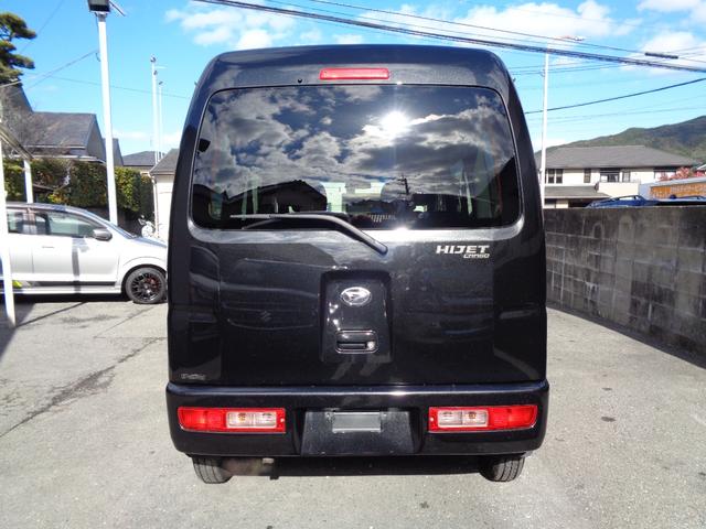 ハイゼットカーゴ クルーズターボリミテッド　１年保証　キーレス　オートマ　両側スライドドア　後席２分割シート　ＳＤナビ　フルセグＴＶ　ＤＶＤ再　Ｂｌｕｅｔｏｏｔｈ　Ｂカメラ　ＥＴＣ　クラッツィオ新品シートカバー　タイヤ４本＆バッテリー新品交換済（13枚目）