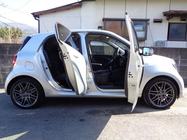 ���i���y�����ԁE�R���p�N�g�E�P�a�n�w�́A���񓖓X�ցI�I�܂����X�́A�Œ���̐l���Ōo�c���Ă���܂��̂ŁA�Œ�o����X���|�����Ă��Ȃ����A�P��P�䂨�����񋟂����Ē������Ƃ��\�ł���