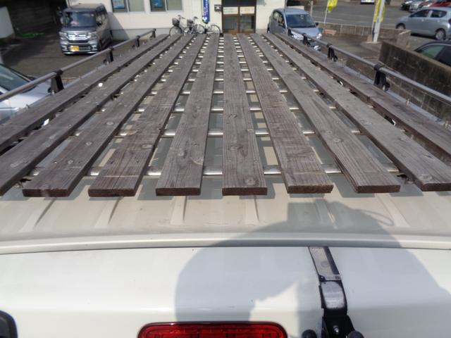 ハイエースバン ロングＤＸ　ＧＬパッケージ　５ドア３０００ｃｃディーゼルターボ禁煙１オーナー６人乗　純正ナビ　フルセグ　ＤＶＤ再　Ｂｌｕｅｔｏｏｔｈ　Ｂカメラ　ＥＴＣ　純ＬＥＤヘッド　電格ミラー　ルーフキャリア＆リアラダー　ガラスフィルム施工（19枚目）