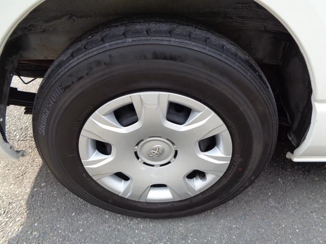 ハイエースバン ロングＤＸ　ＧＬパッケージ　５ドア３０００ｃｃディーゼルターボ禁煙１オーナー６人乗　純正ナビ　フルセグ　ＤＶＤ再　Ｂｌｕｅｔｏｏｔｈ　Ｂカメラ　ＥＴＣ　純ＬＥＤヘッド　電格ミラー　ルーフキャリア＆リアラダー　ガラスフィルム施工（48枚目）