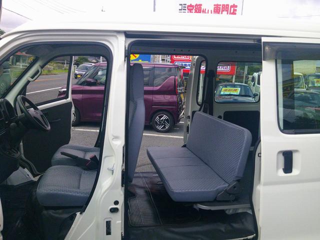 ハイゼットカーゴ 　走行５４３３０ｋｍ！　４ナンバー商用バン　ドライブレコーダー　ラジオ　ライトレベライザー　エアコン　パワーステアリング　ＡＢＳ　ダブルエアバック（18枚目）