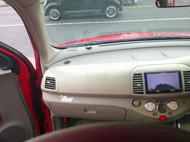 ビュート １２００　走行７０９００ｋｍ！　赤革シート　ＳＤナビ　フルセグＴＶ　ＣＤ／ＤＶＤ再生　Ｂｌｕｅｔｏｏｔｈ　オートライト　ライトレベライザー　電動格納ミラー　スマートキー　オートエアコン　ＰＳ　ＰＷ　ＡＢＳ（11枚目）