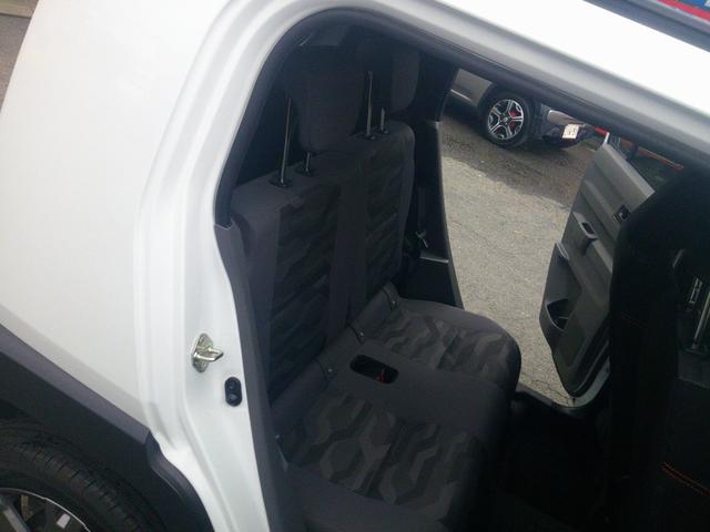 タフト Ｇ　サンルーフ　全方位カメラ　ＳＤナビ　フルセグＴＶ　Ｂｌｕｅｔｏｏｔｈ　衝突軽減　車線逸脱警報　横滑り防止　パーキングアシスト　両席シートヒータ　オートＬＥＤライト　フォグ　置くだけ充電　１５インチＡＷ（29枚目）