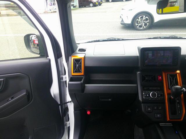 タフト Ｇ　サンルーフ　全方位カメラ　ＳＤナビ　フルセグＴＶ　Ｂｌｕｅｔｏｏｔｈ　衝突軽減　車線逸脱警報　横滑り防止　パーキングアシスト　両席シートヒータ　オートＬＥＤライト　フォグ　置くだけ充電　１５インチＡＷ（30枚目）