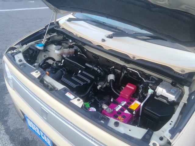 アルトラパン Ｌ　ＳＤナビ　ワンセグＴＶ　ＣＤ再生　運転席シートヒーター　アイドリングストップ　衝突軽減ブレーキ　横滑り防止　ＥＴＣ　ライトレベライザー　電動格納ミラー　プッシュスタート　スマートキー　オートエアコン（6枚目）