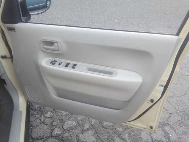 アルトラパン Ｌ　ＳＤナビ　ワンセグＴＶ　ＣＤ再生　運転席シートヒーター　アイドリングストップ　衝突軽減ブレーキ　横滑り防止　ＥＴＣ　ライトレベライザー　電動格納ミラー　プッシュスタート　スマートキー　オートエアコン（8枚目）