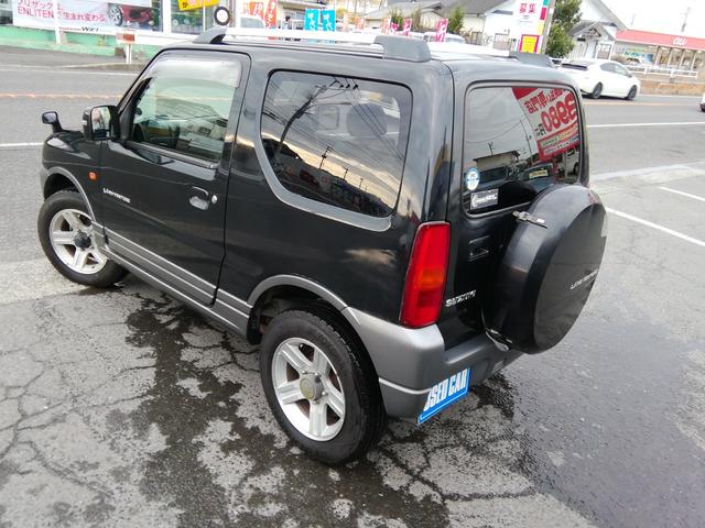 ジムニー ランドベンチャー　走行６７６３０ｋｍ！　５速ＭＴ　４ＷＤ切替　ＳＤナビ　ワンセグＴＶ　Ｂｌｕｅｔｏｏｔｈ　ＥＴＣ　背面タイヤ　ルーフレール　電動格納ミラー　１６インチアルミホイール　キーレス　エアコン　ＰＳ　ＰＷ（11枚目）