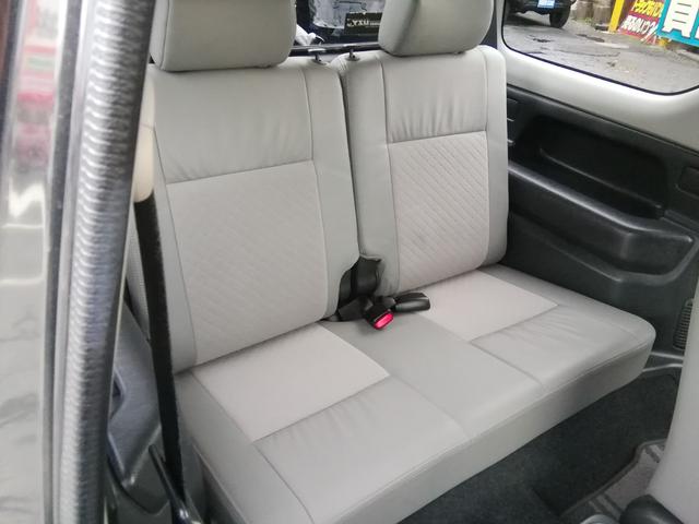 ジムニー ランドベンチャー　走行６７６３０ｋｍ！　５速ＭＴ　４ＷＤ切替　ＳＤナビ　ワンセグＴＶ　Ｂｌｕｅｔｏｏｔｈ　ＥＴＣ　背面タイヤ　ルーフレール　電動格納ミラー　１６インチアルミホイール　キーレス　エアコン　ＰＳ　ＰＷ（23枚目）