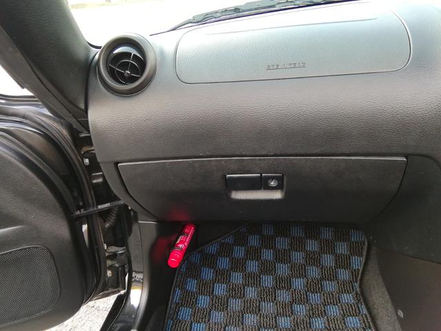 コペン アクティブトップ タイミングチェーン 電動オープン 社外15インチアルミホイール メモリーナビ CD再生 フォグランプ MOMOステアリング キーレス エアコン パワーステアリング パワーウィンドウ ABS WAB(29枚目)