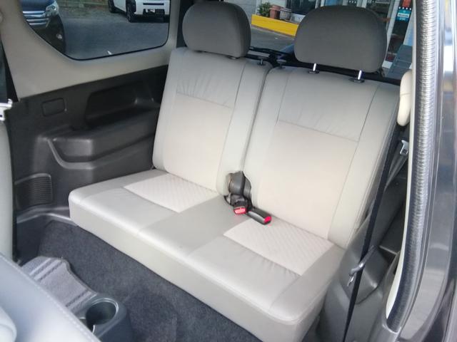 常時６０台以上を展示中！！　展示場以外にも、お客様のご希望の車種や予算に合わせて最良の１台を探します、注文販売も受け付けております！！