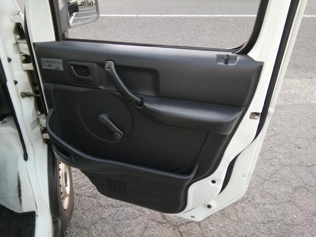 キャリイトラック KCエアコン・パワステ 走行56590km! レンタカーアップ ライトレベライザー ラジオ エアコン パワーステアリング(9枚目)