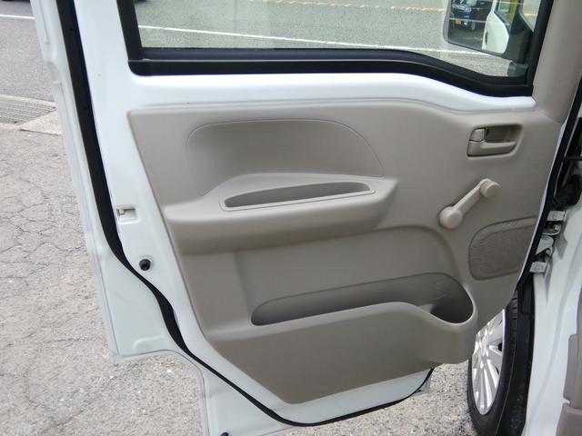 ＮＶ１００クリッパーバン ＤＸ　４ナンバー商用バン　２ＮＤ発進　キーレス　ラジオ　ライトレベライザー　エアコン　パワーステアリング　パワーウィンドウ　ＡＢＳ　ダブルエアバック（15枚目）