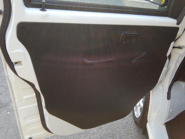 ハイゼットカーゴ スペシャルＳＡＩＩＩ　４ナンバー商用バン　スマートアシスト　アイドリングストップ　衝突軽減ブレーキ　横滑り防止　ラジオ　オートハイビーム　ライトレベライザー　社外１３インチアルミホイール　エアコン　ＰＳ　ＡＢＳ　ＷＡＢ（34枚目）