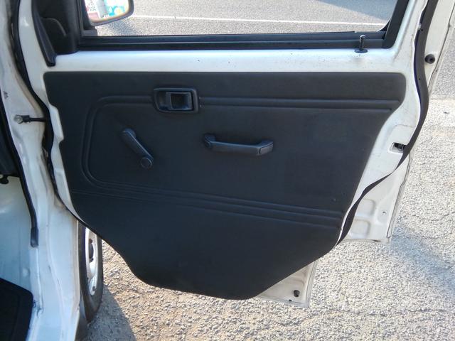 ハイゼットカーゴ デッキバン　４ナンバー商用バン　走行７５６７０ｋｍ！　ライトレベライザー　ラジオ　エアコン　パワーステアリング　パワーウィンドウ（13枚目）