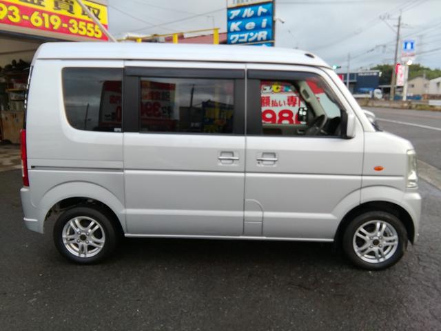 エブリイワゴン ＪＰ　走行５７７７０ｋｍ　禁煙車　電動格納ミラー　キーレス　社外１３インチアルミホイール　ＣＤ　ラジオ　ライトレベライザー　両側スライドドア　エアコン　パワーステアリング　パワーウィンドウ　ＡＢＳ　ＷＡＢ（6枚目）
