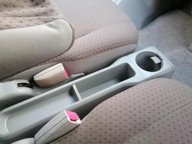 エブリイワゴン ＪＰ　走行５７７７０ｋｍ　禁煙車　電動格納ミラー　キーレス　社外１３インチアルミホイール　ＣＤ　ラジオ　ライトレベライザー　両側スライドドア　エアコン　パワーステアリング　パワーウィンドウ　ＡＢＳ　ＷＡＢ（15枚目）