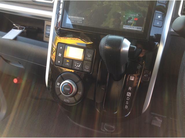 タント カスタムRS SA 両側電動スライドドア バックカメラ SDナビ フルセグTV CD/DVD再生 オートLEDライト フォグランプ アイドリングストップ 衝突軽減ブレーキ 横滑り防止 15インチAW プッシュスタート(9枚目)