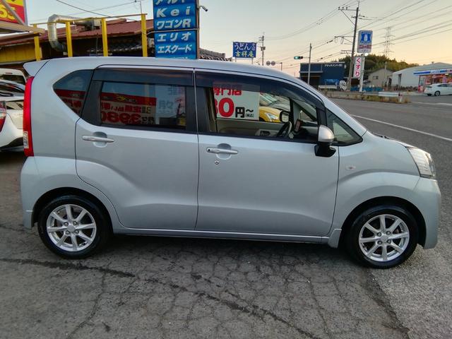 ステラ Ｇ　スマートアシスト　走行３４５７０Ｋｍ　ＳＤナビ　バックカメラ　ＣＤ／ＤＶＤ再生　Ｂｌｕｅｔｏｏｔｈ　衝突軽減ブレーキ　横滑り防止　アイドリングストップ　電動格納ミラー　ライトレベライザー　１４インチＡＷ　Ｐスタート（3枚目）