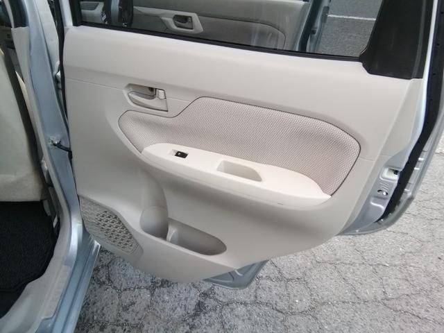 ステラ Ｇ　スマートアシスト　走行３４５７０Ｋｍ　ＳＤナビ　バックカメラ　ＣＤ／ＤＶＤ再生　Ｂｌｕｅｔｏｏｔｈ　衝突軽減ブレーキ　横滑り防止　アイドリングストップ　電動格納ミラー　ライトレベライザー　１４インチＡＷ　Ｐスタート（30枚目）